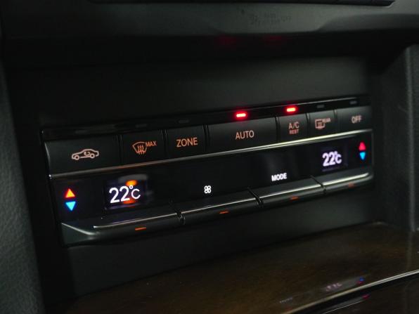 Mercedes-Benz E-Класс IV (W212 S212 C207) Рестайлинг с пробегом 2013 года, цена 1 741 000 рублей, 198277 км, седан, Автокод Объявления