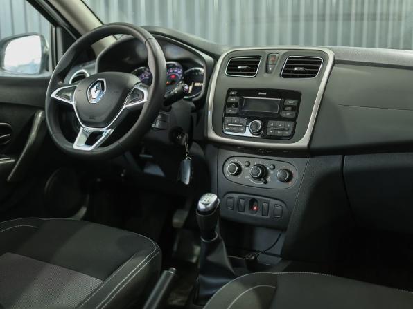 Renault Sandero II Рестайлинг с пробегом 2020 года, цена 1 420 000 рублей, 32010 км, хэтчбек, Автокод Объявления