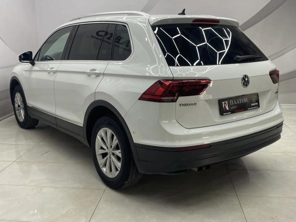 Volkswagen Tiguan II с пробегом 2017 года, цена 2 250 000 рублей, 112454 км, внедорожник, Автокод Объявления