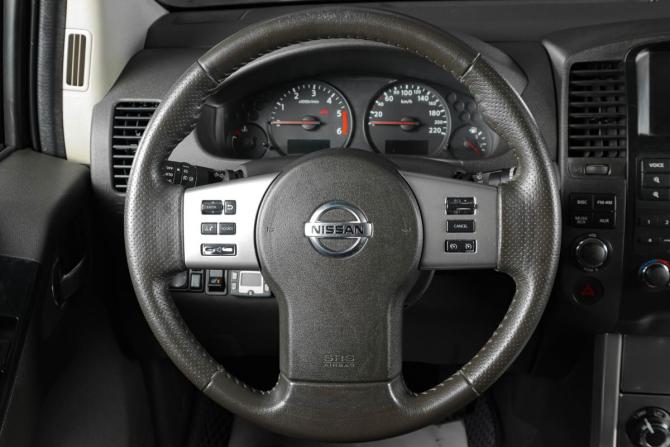 Nissan Navara (Frontier) III (D40) Рестайлинг с пробегом 2011 года, цена 1 729 000 рублей, 203400 км, offers.body_type.unknown, Автокод Объявления