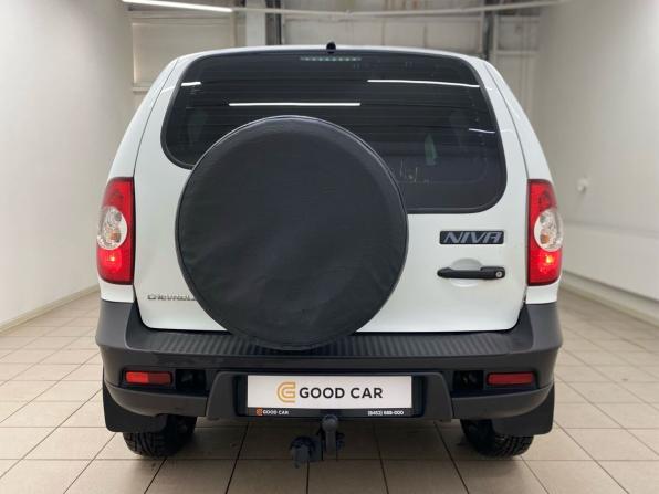 Chevrolet Niva I Рестайлинг с пробегом 2018 года, цена 730 000 рублей, 123487 км, внедорожник, Автокод Объявления