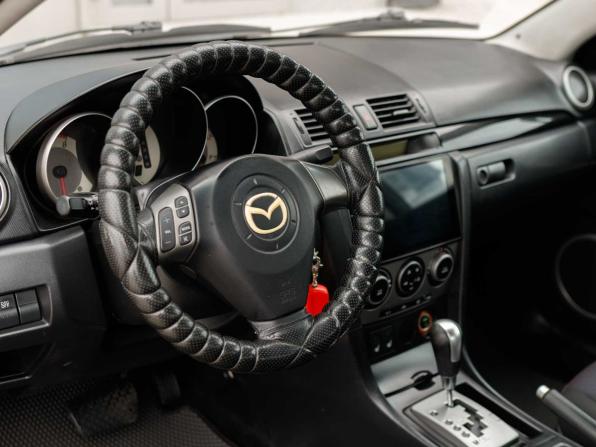 Mazda 3 I (BK) Рестайлинг с пробегом 2006 года, цена 600 000 рублей, 210140 км, седан, Автокод Объявления