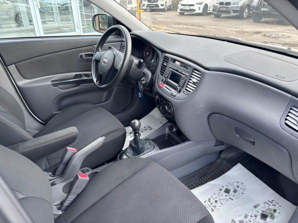 Kia Rio II Рестайлинг с пробегом 2011 года, цена 630 000 рублей, 112500 км, седан, Автокод Объявления