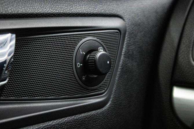 Skoda Yeti I Рестайлинг с пробегом 2014 года, цена 1 249 000 рублей, 81670 км, внедорожник, Автокод Объявления