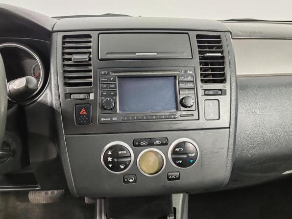Nissan Tiida I с пробегом 2010 года, цена 599 000 рублей, 106177 км, хэтчбек, Автокод Объявления