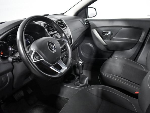 Renault Sandero II Рестайлинг с пробегом 2019 года, цена 989 000 рублей, 130643 км, хэтчбек, Автокод Объявления