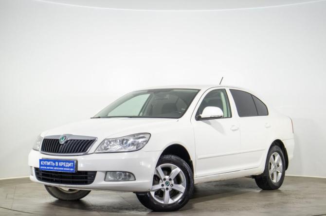Skoda Octavia II (A5) Рестайлинг с пробегом 2012 года, цена 999 000 рублей, 211000 км, лифтбек, Автокод Объявления