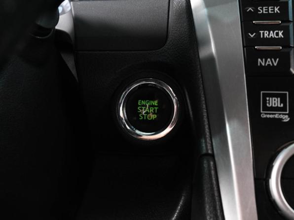 Toyota Camry VII (XV50) с пробегом 2013 года, цена 1 549 000 рублей, 258779 км, седан, Автокод Объявления