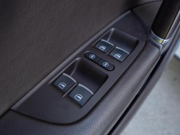 Volkswagen Touareg II Рестайлинг с пробегом 2016 года, цена 2 845 000 рублей, 168994 км, внедорожник, Автокод Объявления