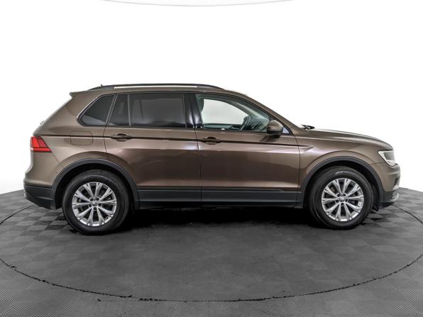 Volkswagen Tiguan II с пробегом 2018 года, цена 2 350 000 рублей, 37000 км, внедорожник, Автокод Объявления
