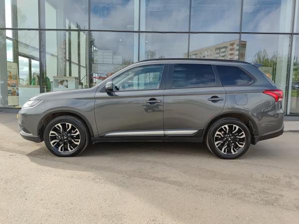 Mitsubishi Outlander III Рестайлинг 3 с пробегом 2021 года, цена 2 349 000 рублей, 139530 км, внедорожник, Автокод Объявления