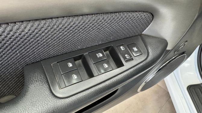 Chevrolet Epica V250 Рестайлинг с пробегом 2012 года, цена 650 000 рублей, 210000 км, седан, Автокод Объявления