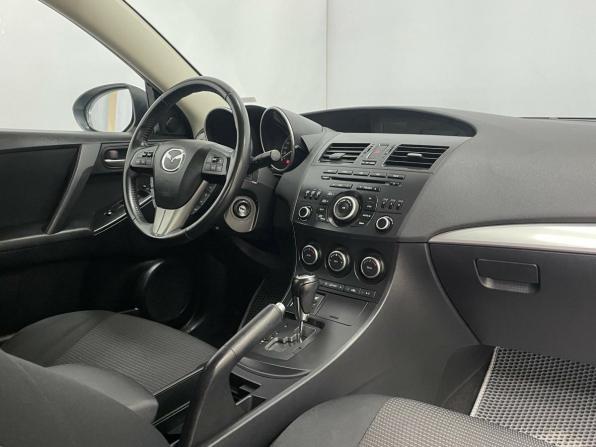 Mazda 3 II (BL) Рестайлинг с пробегом 2013 года, цена 1 148 000 рублей, 142880 км, седан, Автокод Объявления