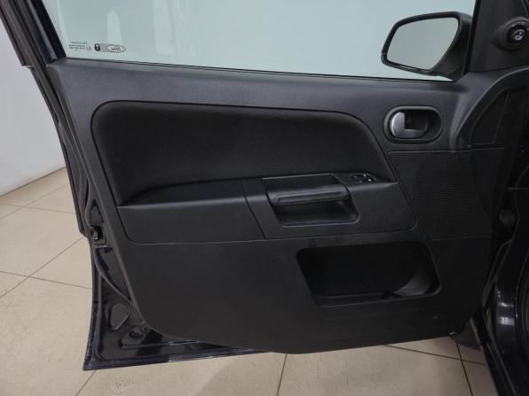 Ford Fusion I Рестайлинг с пробегом 2006 года, цена 335 000 рублей, 277724 км, хэтчбек, Автокод Объявления