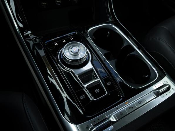 Kia Carnival IV с пробегом 2022 года, цена 4 710 000 рублей, 26450 км, минивэн, Автокод Объявления