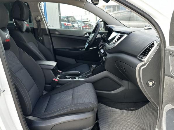 Hyundai Tucson III с пробегом 2015 года, цена 1 699 000 рублей, 127920 км, внедорожник, Автокод Объявления