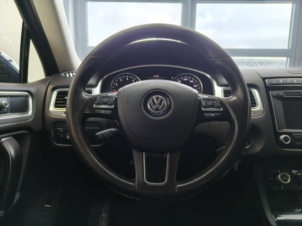 Volkswagen Touareg II Рестайлинг с пробегом 2015 года, цена 2 750 000 рублей, 187680 км, внедорожник, Автокод Объявления