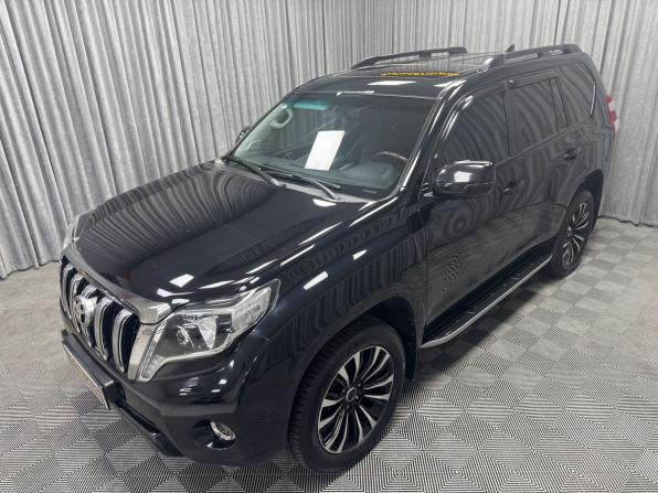 Toyota Land Cruiser Prado 150 Series Рестайлинг 1 с пробегом 2016 года, цена 4 450 000 рублей, 135836 км, внедорожник, Автокод Объявления