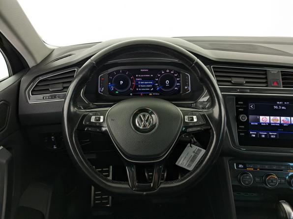 Volkswagen Tiguan II с пробегом 2019 года, цена 1 959 000 рублей, 181317 км, внедорожник, Автокод Объявления