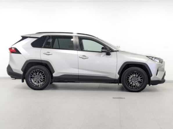 Toyota RAV4 V (XA50) с пробегом 2021 года, цена 3 675 000 рублей, 106000 км, внедорожник, Автокод Объявления