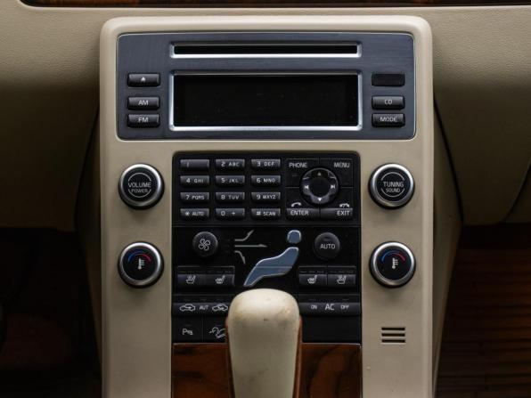 Volvo XC70 II с пробегом 2010 года, цена 1 478 000 рублей, 222784 км, универсал, Автокод Объявления