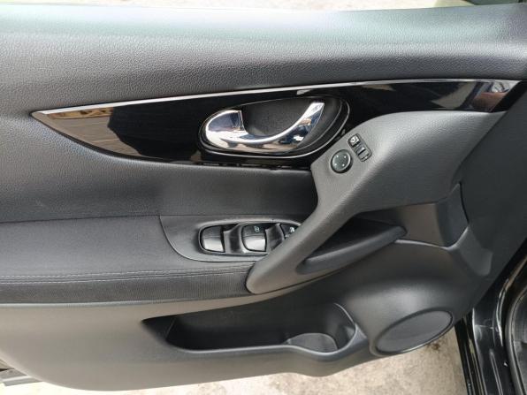 Nissan Qashqai II с пробегом 2017 года, цена 1 199 000 рублей, 173404 км, внедорожник, Автокод Объявления
