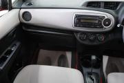 Toyota Vitz III (XP130) Омск  - изображение 41