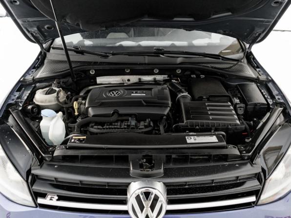 Volkswagen Golf R VII с пробегом 2015 года, цена 2 250 000 рублей, 105267 км, хэтчбек, Автокод Объявления