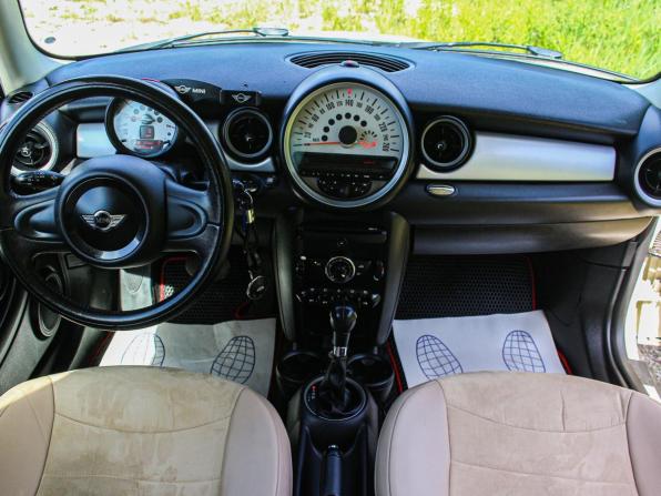 Mini Hatch II (R56) Рестайлинг с пробегом 2012 года, цена 1 039 000 рублей, 129397 км, хэтчбек, Автокод Объявления