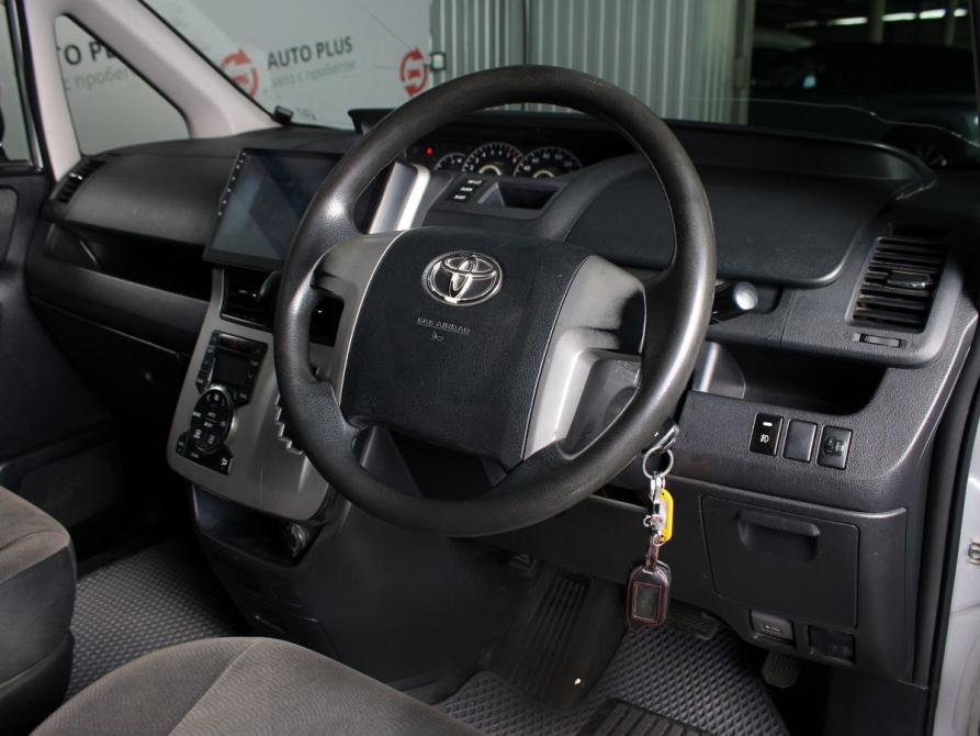 Toyota Noah II (R70) Минеральные Воды  - изображение 7
