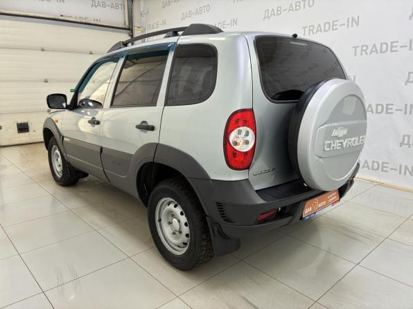 Chevrolet Niva I Рестайлинг с пробегом 2015 года, цена 580 000 рублей, 137000 км, внедорожник, Автокод Объявления