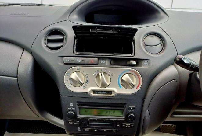 Toyota Vitz I (P10) с пробегом 2003 года, цена 570 000 рублей, 141994 км, хэтчбек, Автокод Объявления
