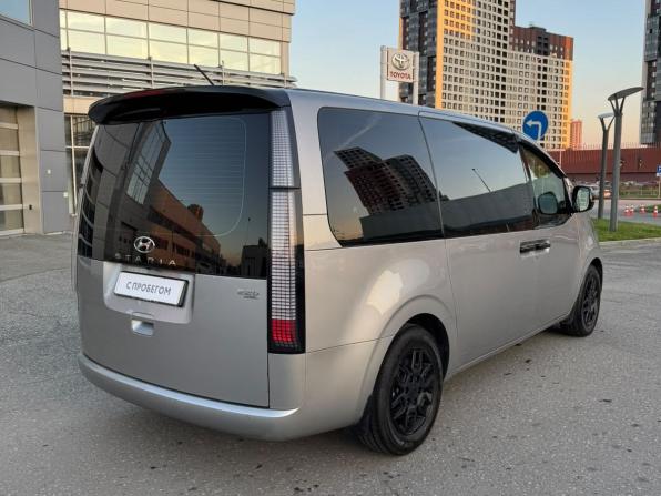 Hyundai Staria I с пробегом 2022 года, цена 4 500 000 рублей, 96800 км, минивэн, Автокод Объявления
