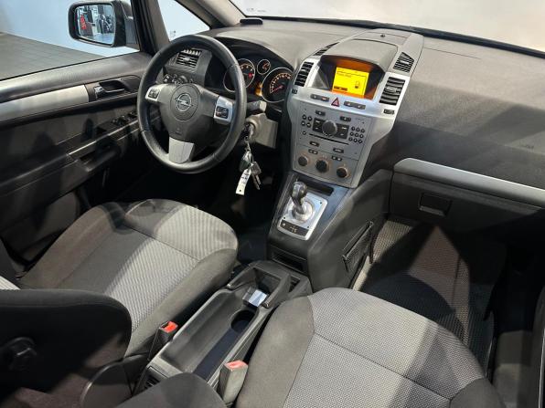 Opel Zafira B Рестайлинг с пробегом 2011 года, цена 850 000 рублей, 133816 км, минивэн, Автокод Объявления