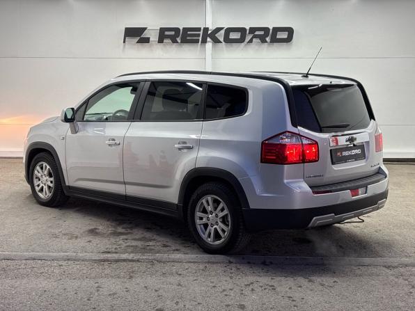 Chevrolet Orlando I с пробегом 2012 года, цена 850 000 рублей, 280208 км, компактвэн, Автокод Объявления