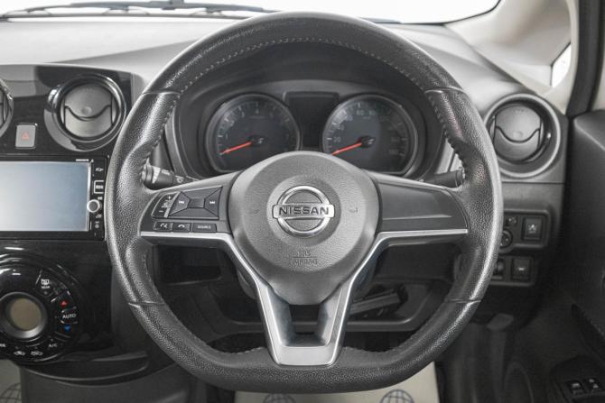 Nissan Note II Рестайлинг с пробегом 2017 года, цена 1 049 000 рублей, 92000 км, хэтчбек, Автокод Объявления