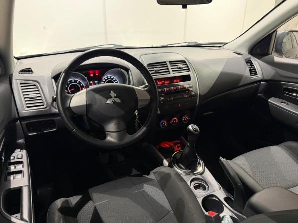 Mitsubishi ASX I с пробегом 2013 года, цена 1 175 000 рублей, 106501 км, внедорожник, Автокод Объявления