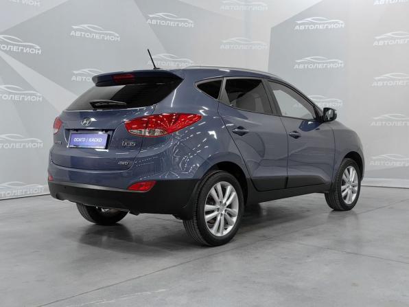 Hyundai ix35 I с пробегом 2012 года, цена 1 550 000 рублей, 105000 км, внедорожник, Автокод Объявления