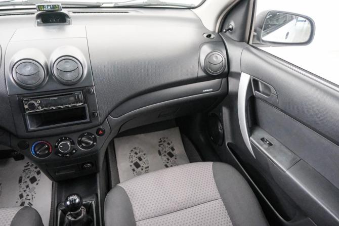 Chevrolet Aveo I Рестайлинг с пробегом 2010 года, цена 399 000 рублей, 226000 км, хэтчбек, Автокод Объявления