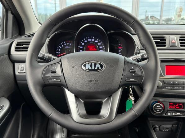 Kia Rio III с пробегом 2013 года, цена 930 000 рублей, 115000 км, седан, Автокод Объявления