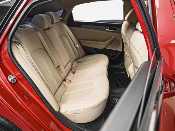 Hyundai Sonata VII (LF) с пробегом 2016 года, цена 1 680 000 рублей, 252696 км, седан, Автокод Объявления