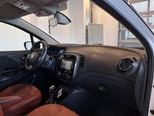 Renault Kaptur I с пробегом 2016 года, цена 1 490 000 рублей, 163870 км, внедорожник, Автокод Объявления