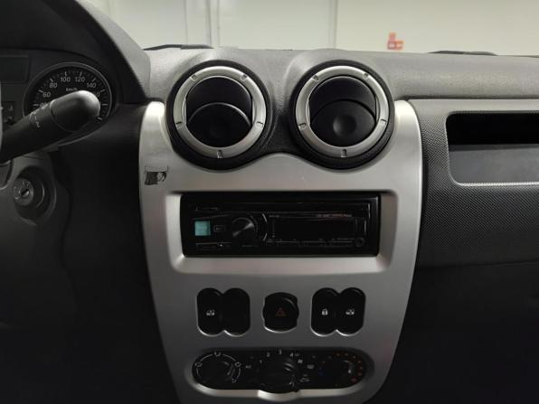 Renault Logan I Рестайлинг с пробегом 2014 года, цена 609 000 рублей, 96017 км, седан, Автокод Объявления