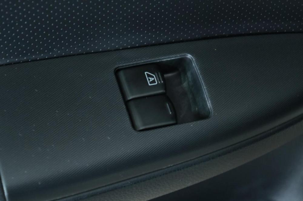 Nissan Note I Рестайлинг Омск  - изображение 9