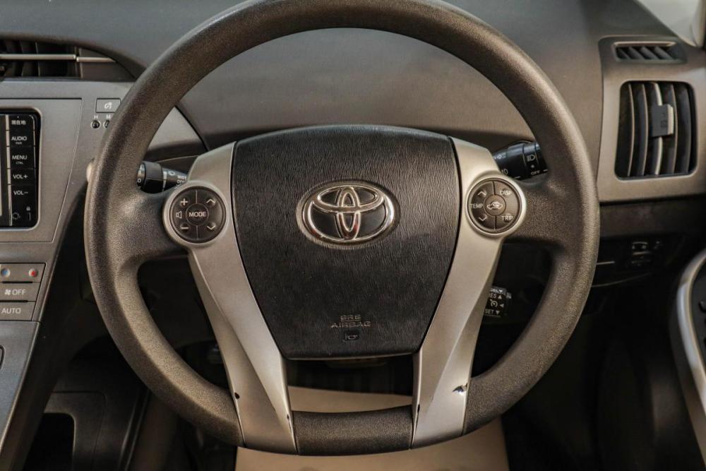 Toyota Prius III Рестайлинг (XW30) Челябинск  - изображение 13
