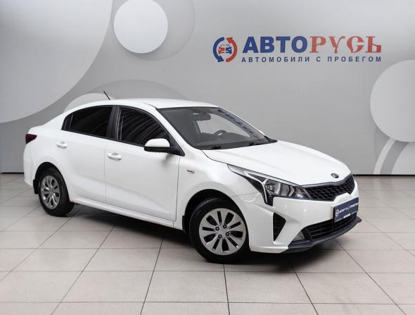 Kia Rio IV Рестайлинг с пробегом 2021 года, цена 1 579 000 рублей, 94991 км, седан, Автокод Объявления