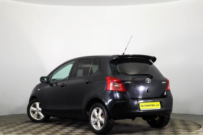 Toyota Yaris II с пробегом 2006 года, цена 449 000 рублей, 245000 км, хэтчбек, Автокод Объявления