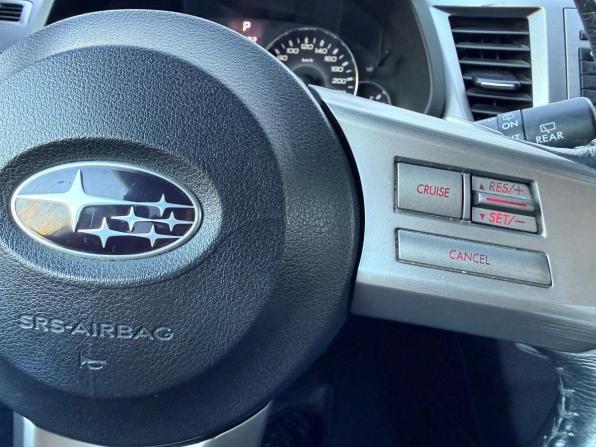Subaru Outback IV с пробегом 2012 года, цена 1 360 000 рублей, 262008 км, универсал, Автокод Объявления