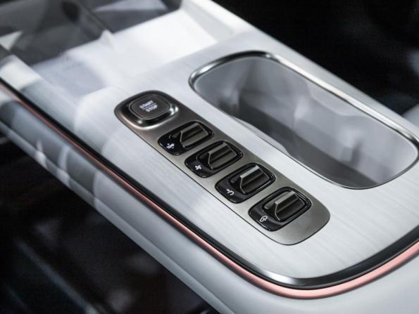 Xiaomi SU7 I с пробегом 2024 года, цена 6 300 000 рублей, 29596 км, седан, Автокод Объявления