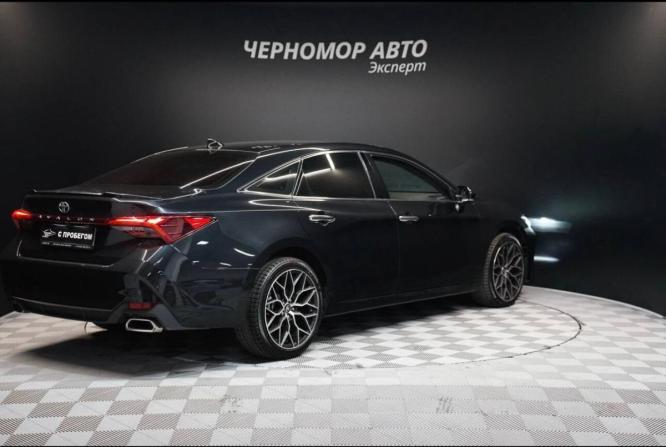 Toyota Avalon V с пробегом 2022 года, цена 4 100 000 рублей, 68000 км, седан, Автокод Объявления